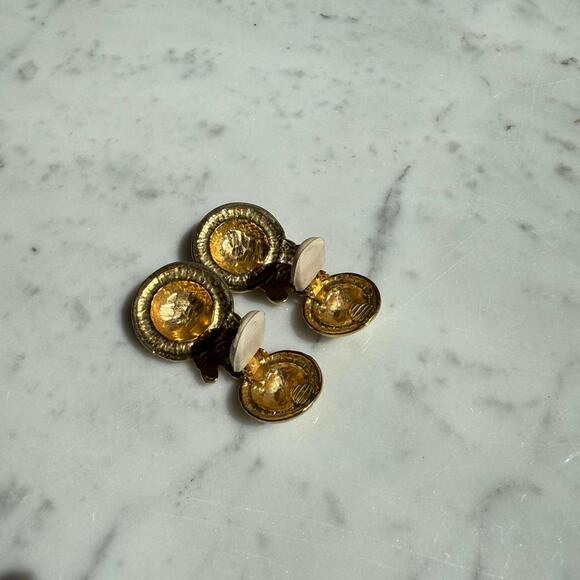 Vintage Gold & Cream Clip-On Statement Earrings – Bold Round Drop Design - Picture 3 of 4